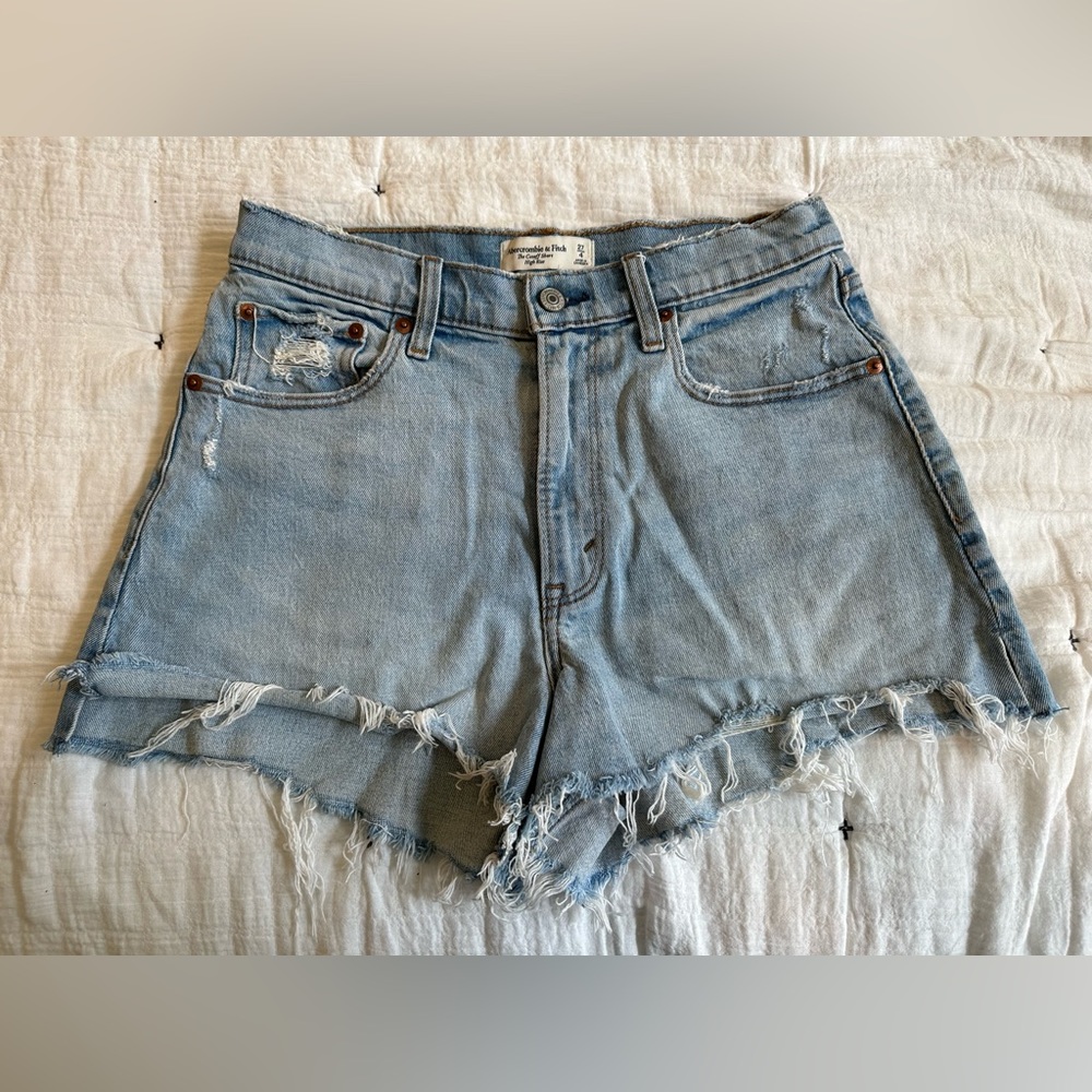 Abercrombie Curve Love 90s High Rise Cutoff Shorts